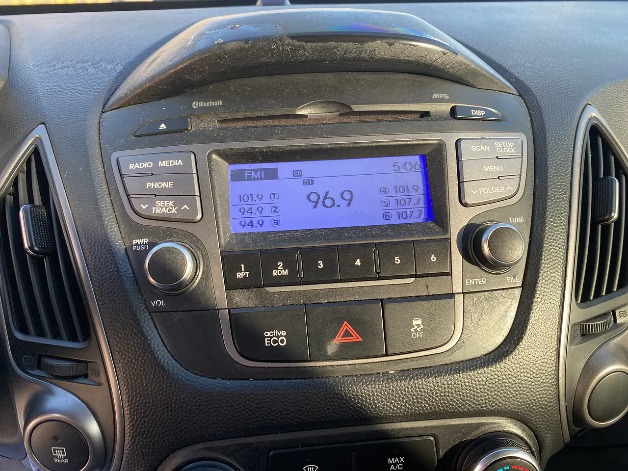 HYUNDAI NEW TUCSON IX 2014 / DIESEL / 2.0 CC / 2WD 19