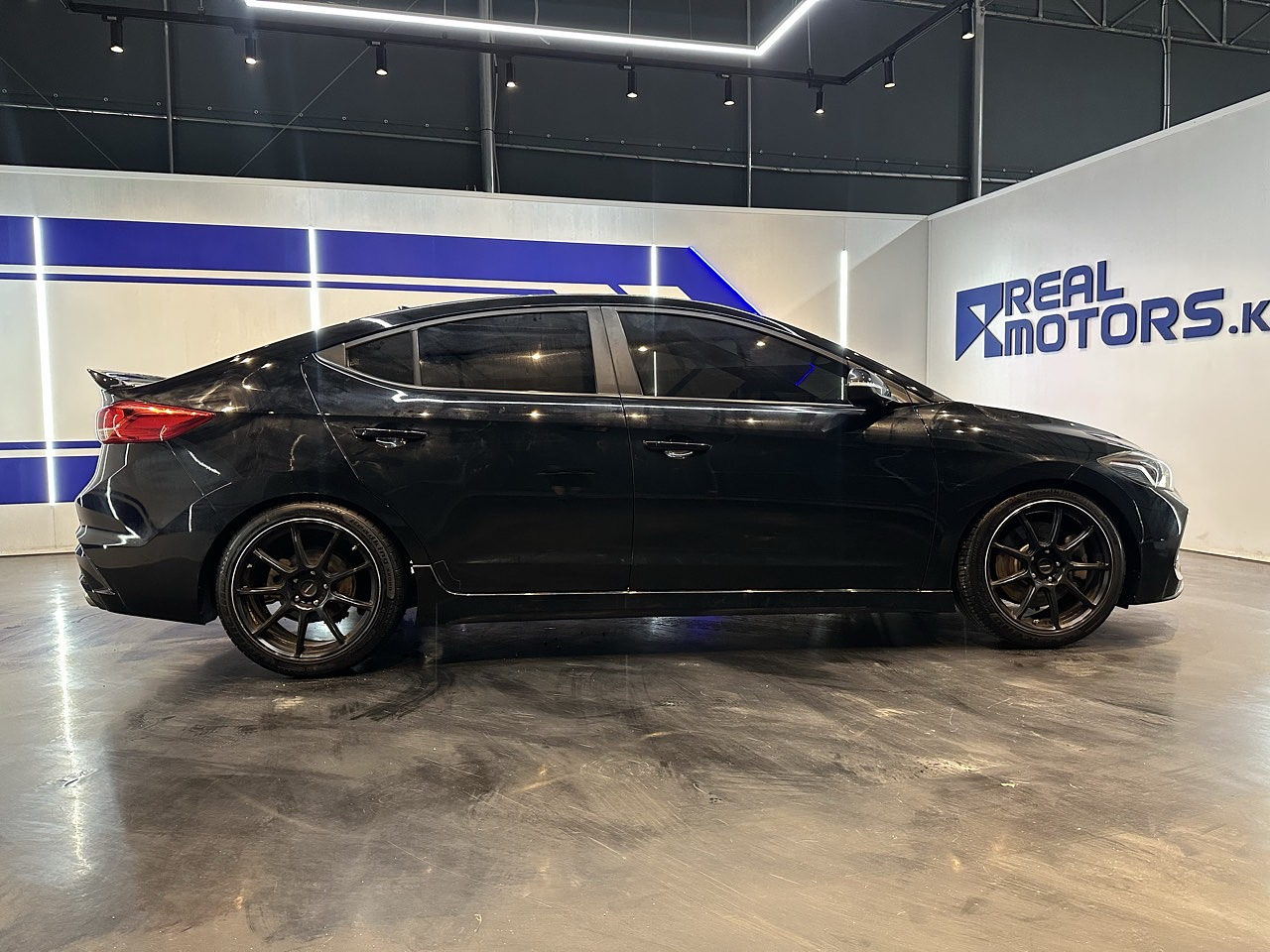 HYUNDAI AVANTE AD 2017 / GASOLINA 1,6VGT / MECANICO 3