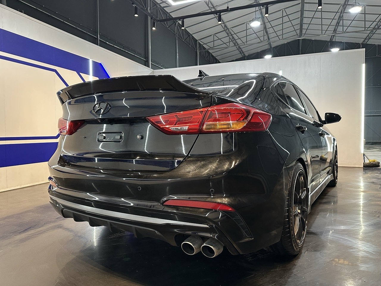 HYUNDAI AVANTE AD 2017 / GASOLINA 1,6VGT / MECANICO 4