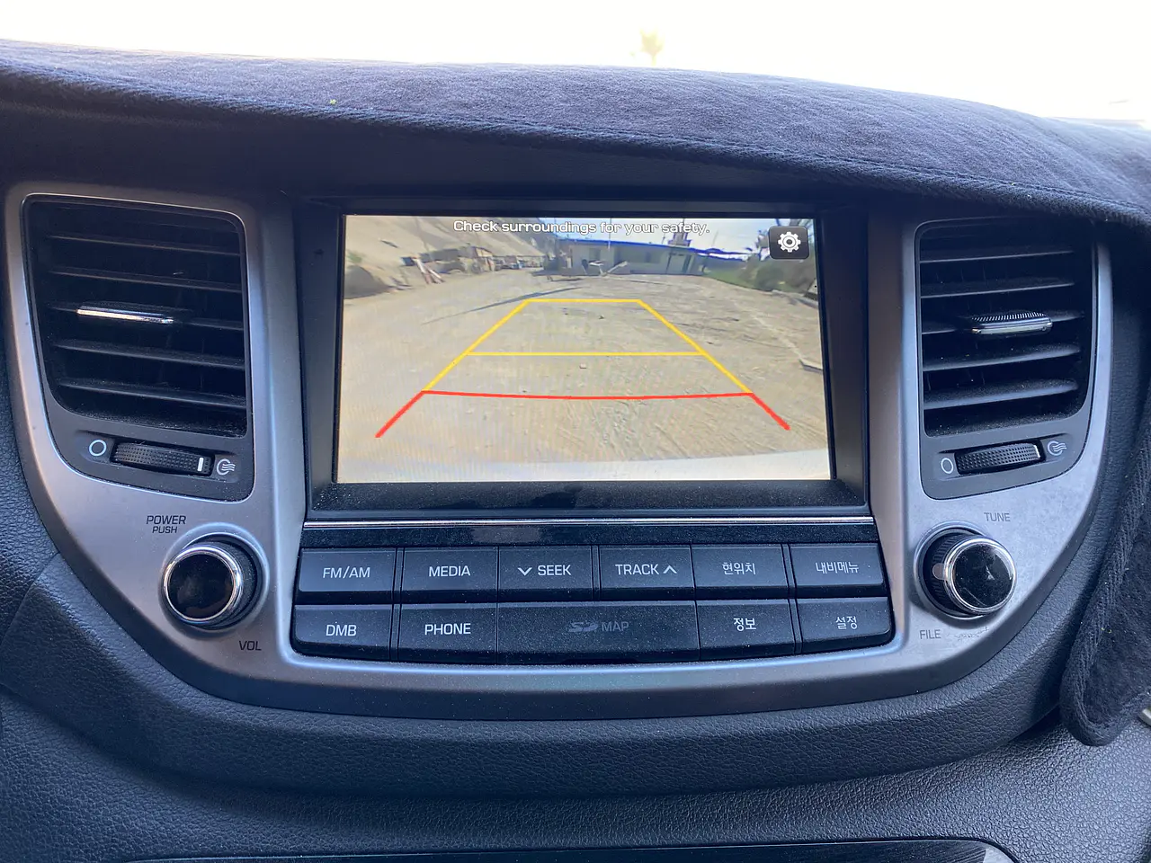 HYUNDAI TUCSON 2018 / CAMARA R / DIESEL 1.7 / 2WD 19