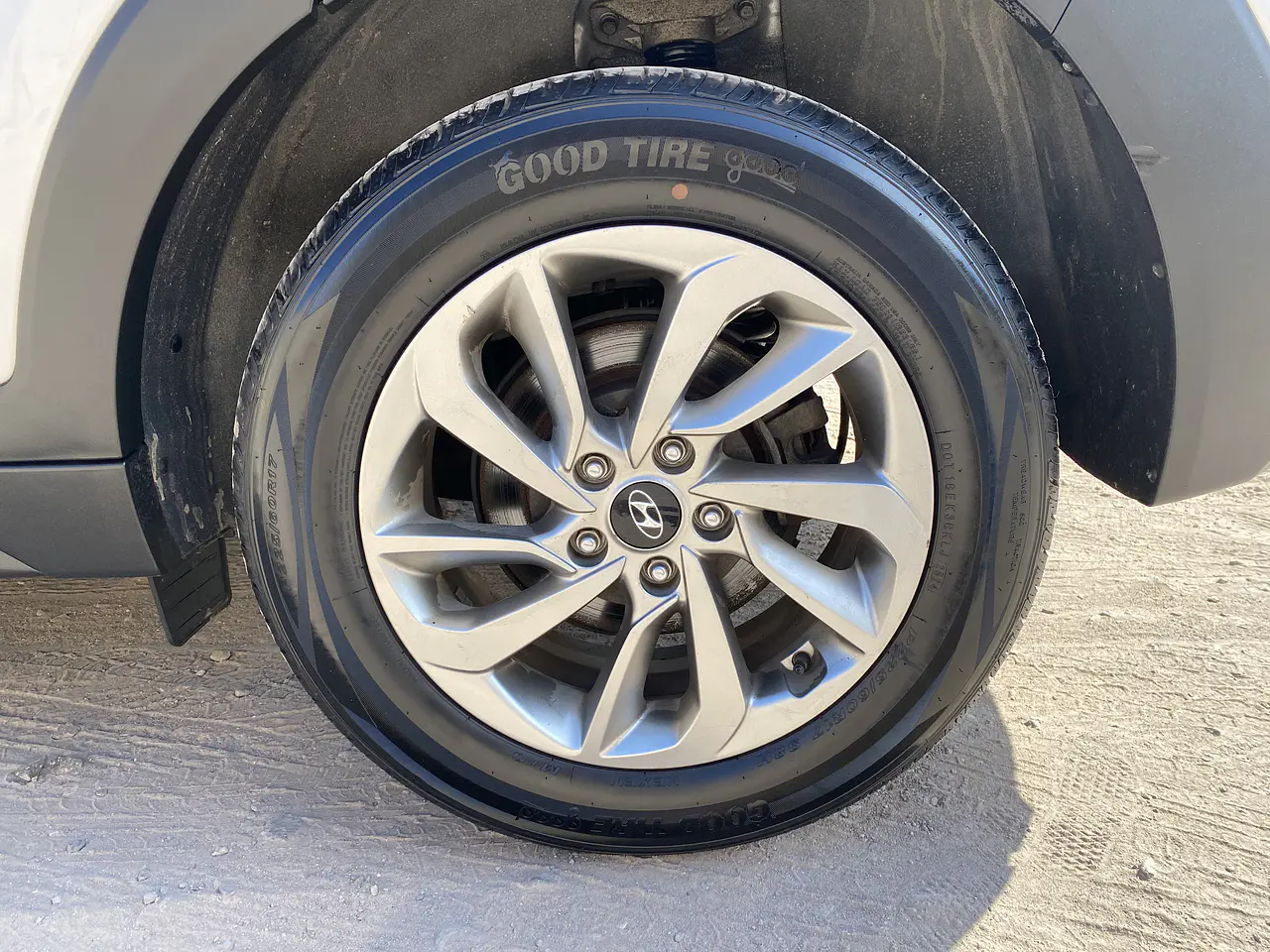 HYUNDAI TUCSON 2018 / CAMARA R / DIESEL 1.7 / 2WD 38