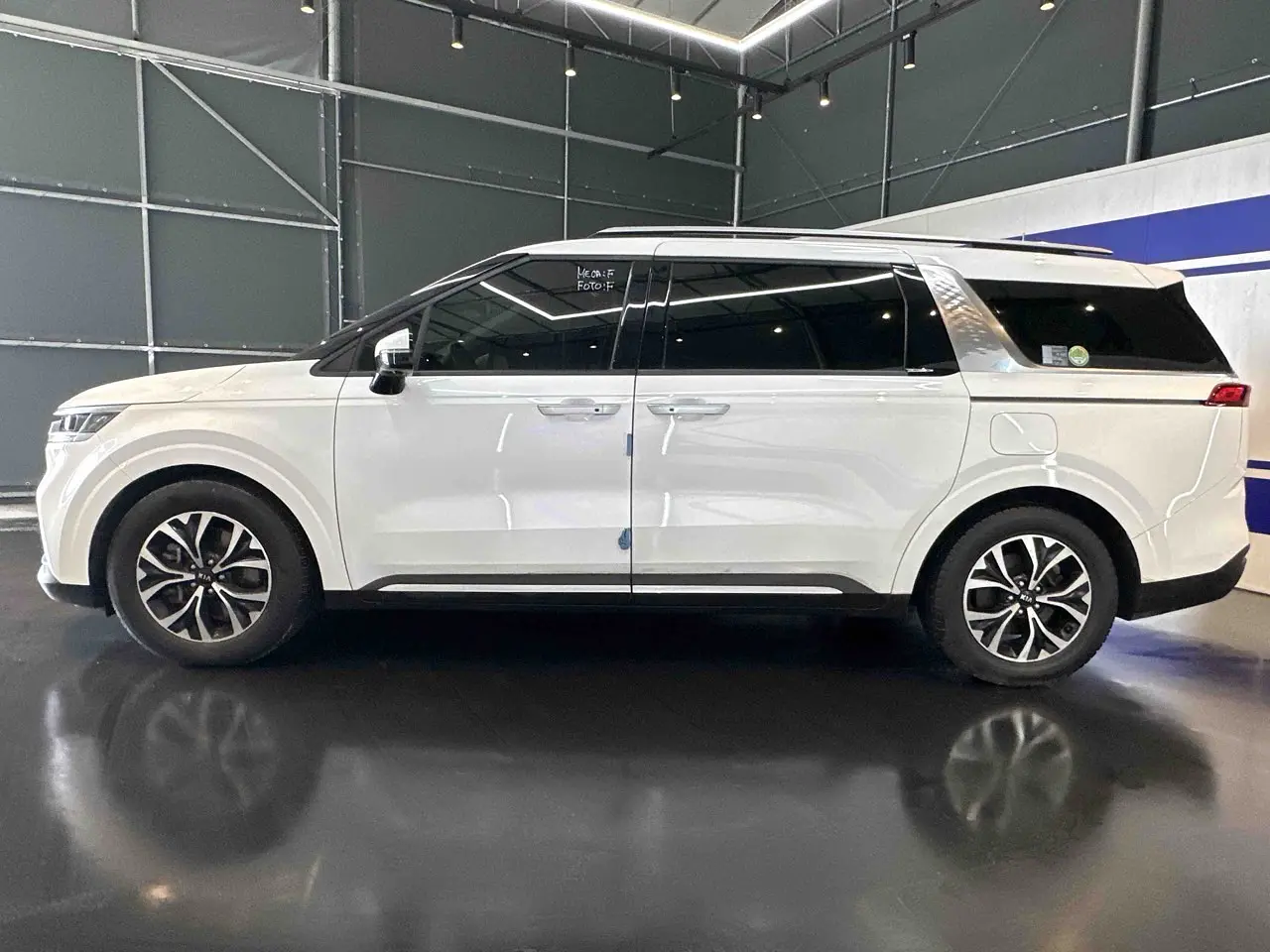 KIA CARNIVAL 2021 / 9PASAJEROS / CAMARA 360 / DIESEL 8