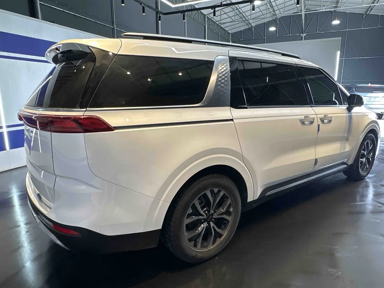 KIA CARNIVAL 2021 / 9PASAJEROS / CAMARA 360 / DIESEL 6