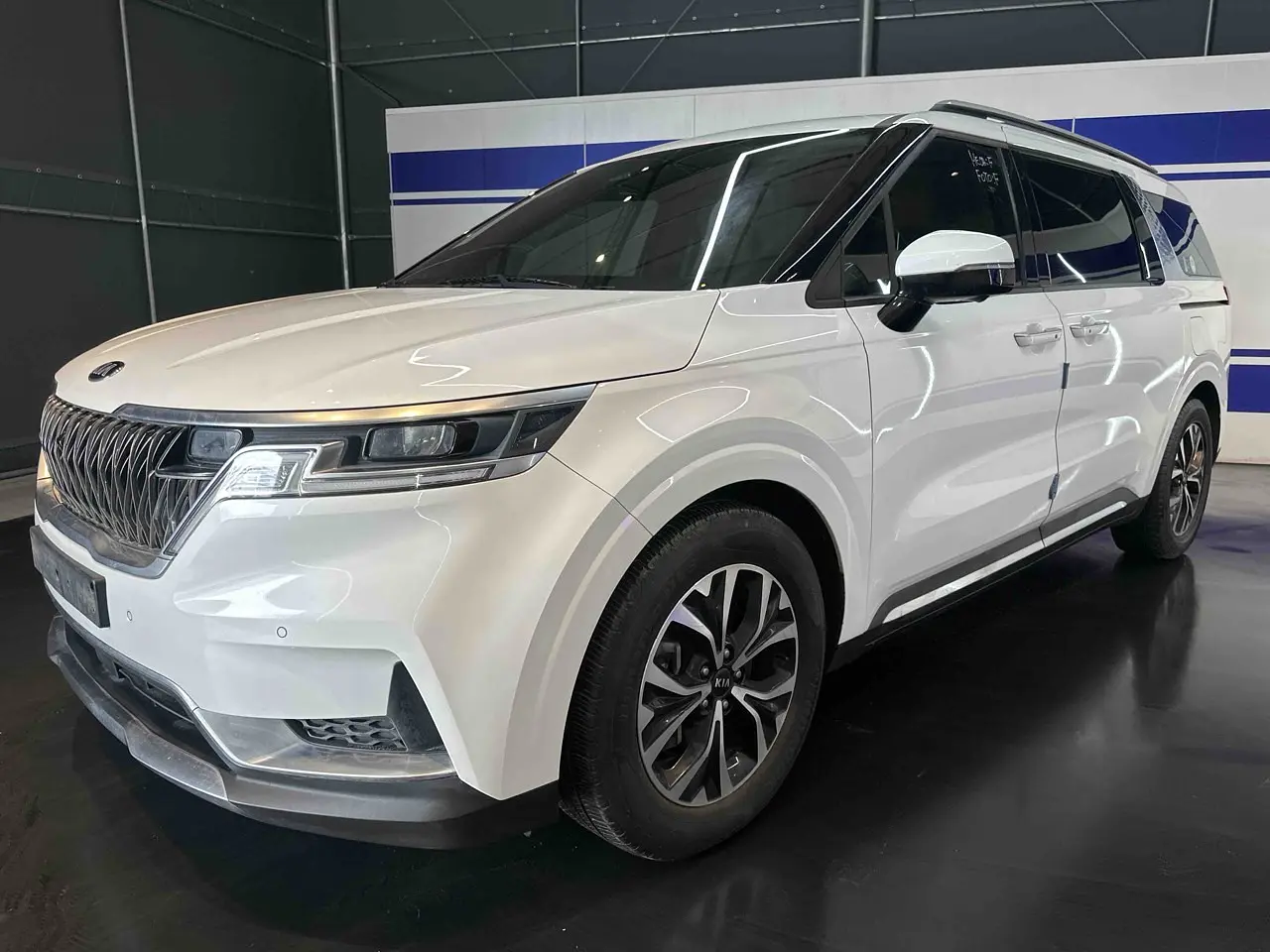 KIA CARNIVAL 2021 / 9PASAJEROS / CAMARA 360 / DIESEL 3