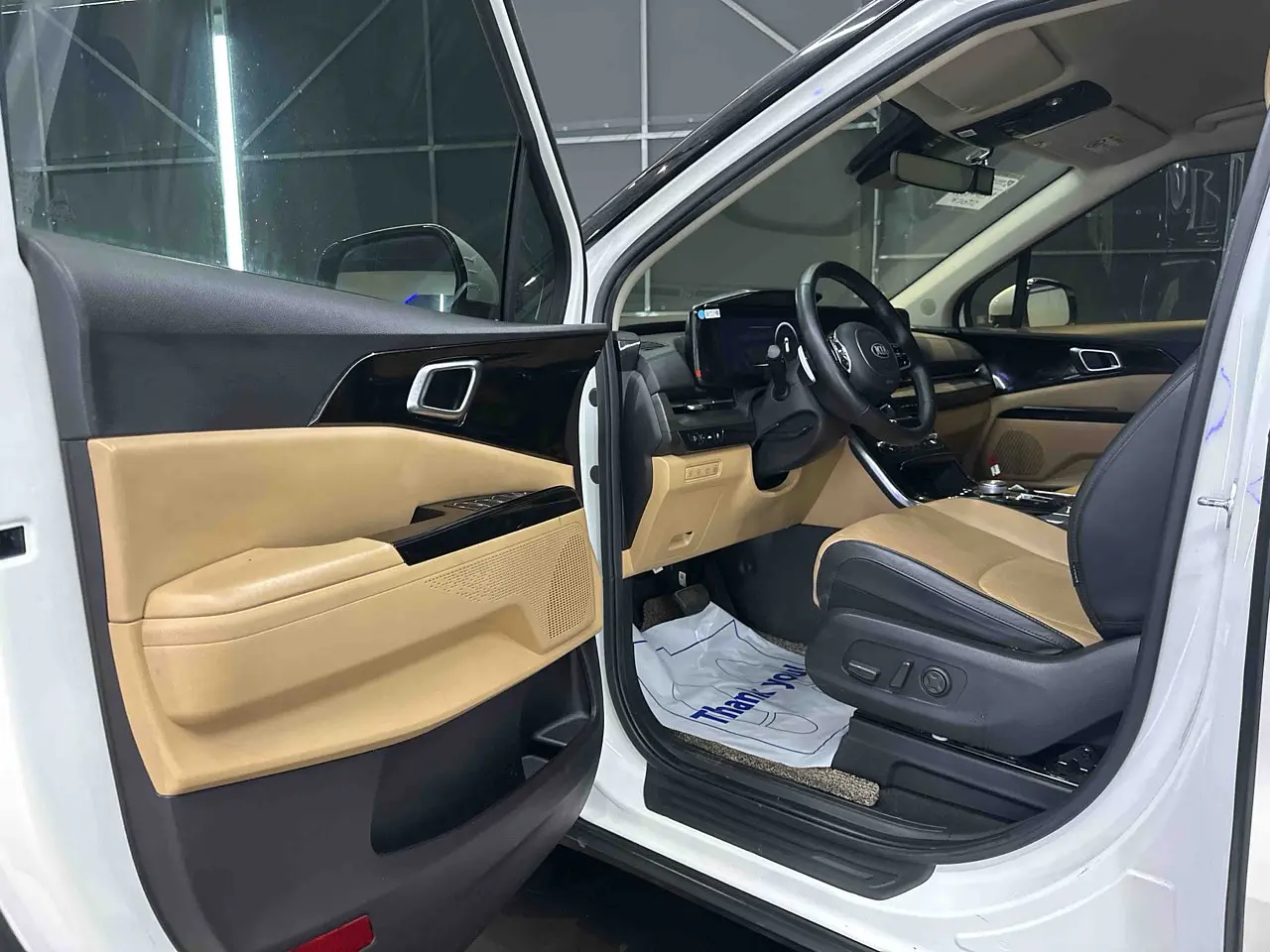 KIA CARNIVAL 2021 / 9PASAJEROS / CAMARA 360 / DIESEL 13