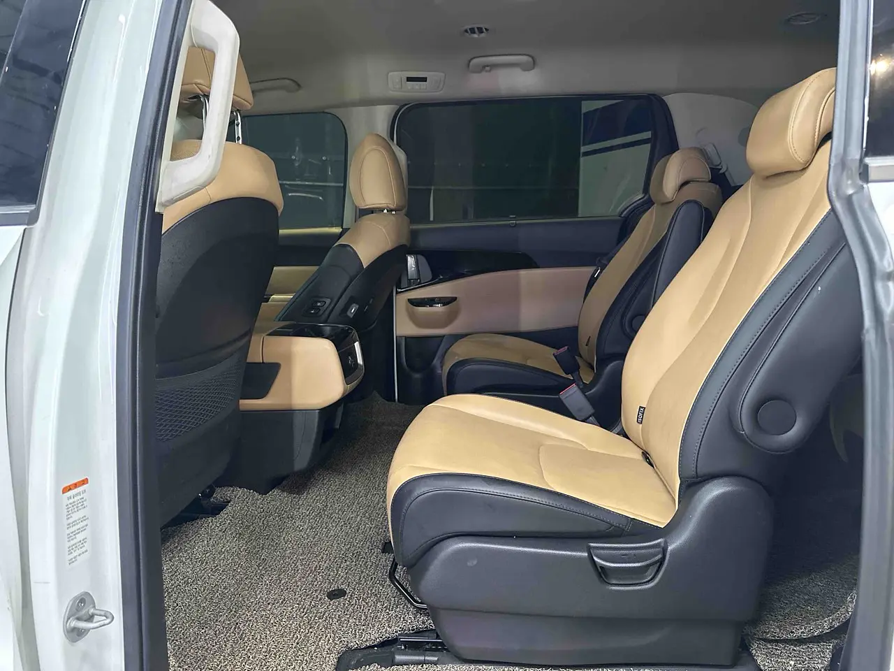 KIA CARNIVAL 2021 / 9PASAJEROS / CAMARA 360 / DIESEL 28