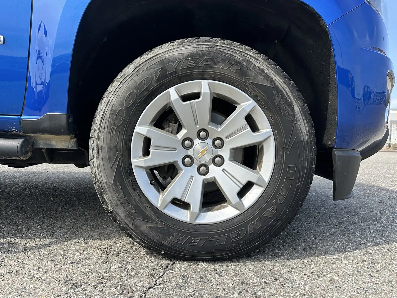 CHEVROLET COLORADO 2020 / 5PASAJEROS / GASOLINA 3.6 / CAMARA R  47