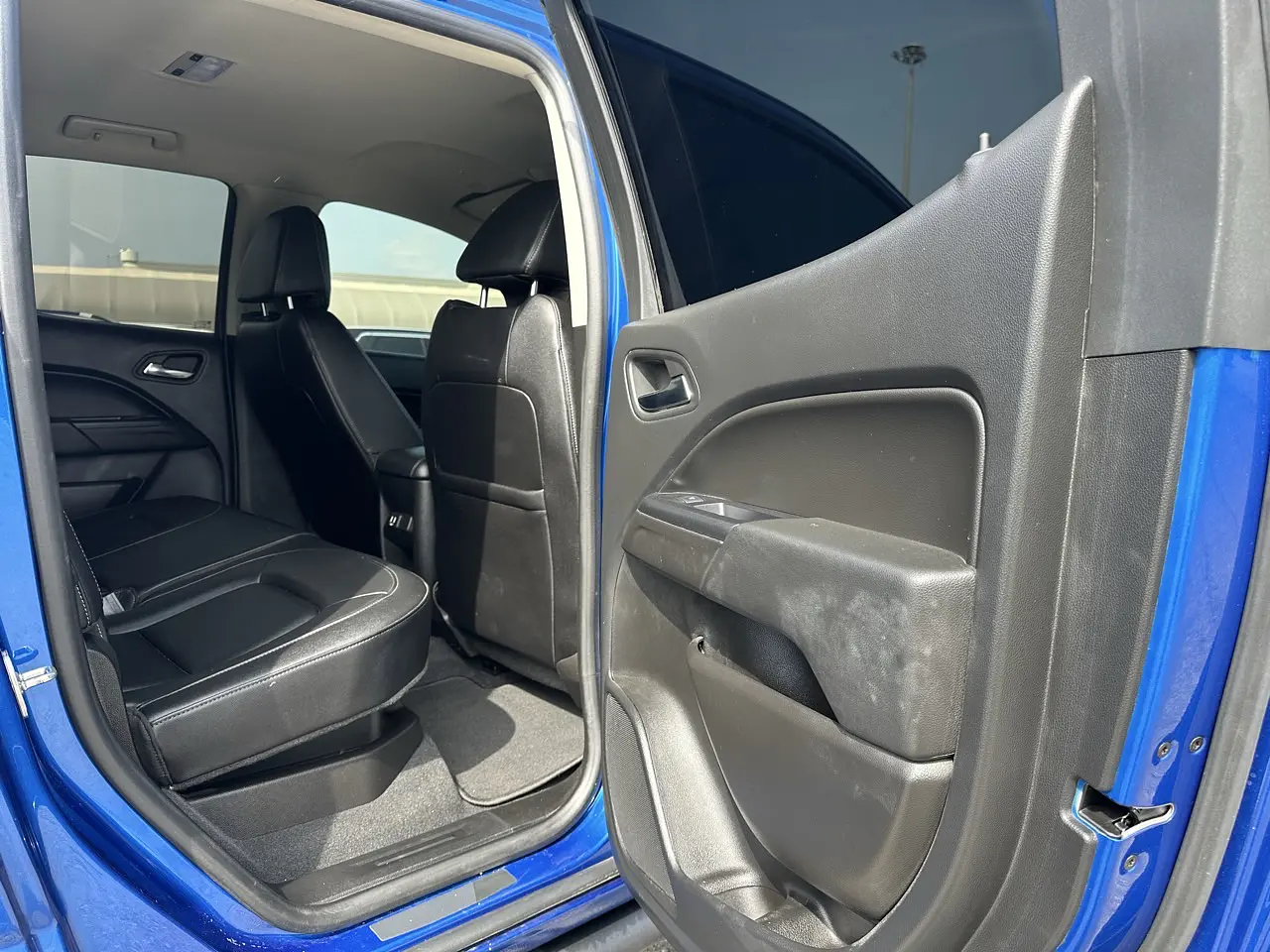 CHEVROLET COLORADO 2020 / 5PASAJEROS / GASOLINA 3.6 / CAMARA R  33