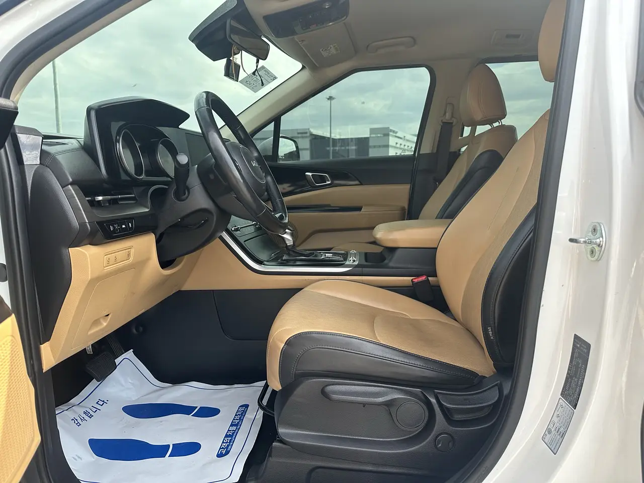 KIA CARNIVAL 2022 / 9PASAJEROS / CAMRA R / SMART KEY / DIESEL  14