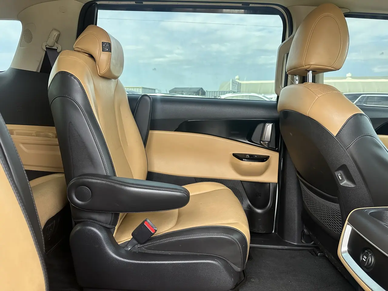 KIA CARNIVAL 2022 / 9PASAJEROS / CAMRA R / SMART KEY / DIESEL  28