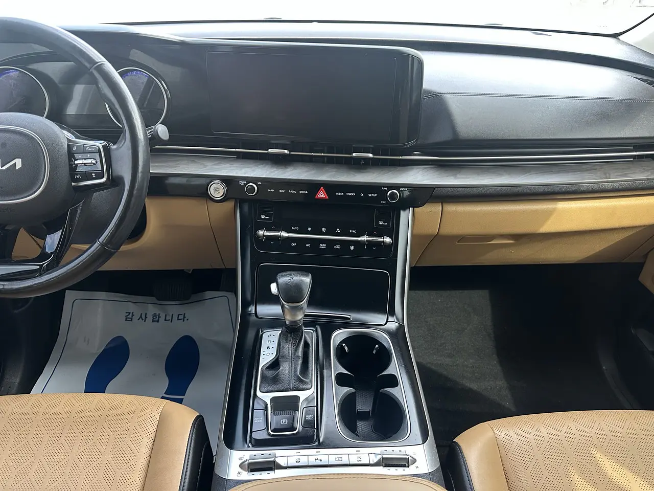 KIA CARNIVAL 2022 / 9PASAJEROS / CAMRA R / SMART KEY / DIESEL  18