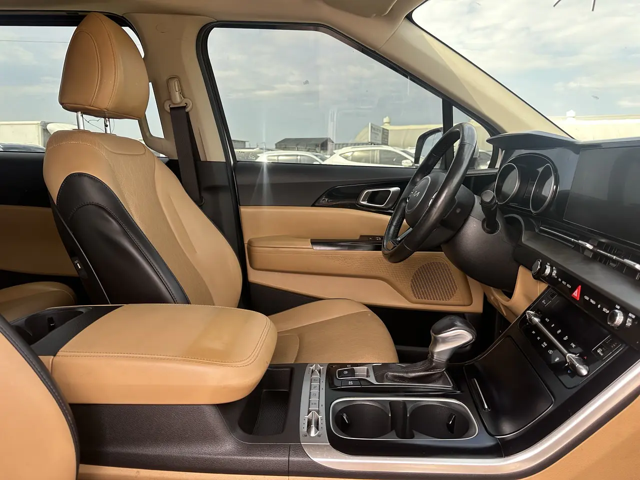 KIA CARNIVAL 2022 / 9PASAJEROS / CAMRA R / SMART KEY / DIESEL  25