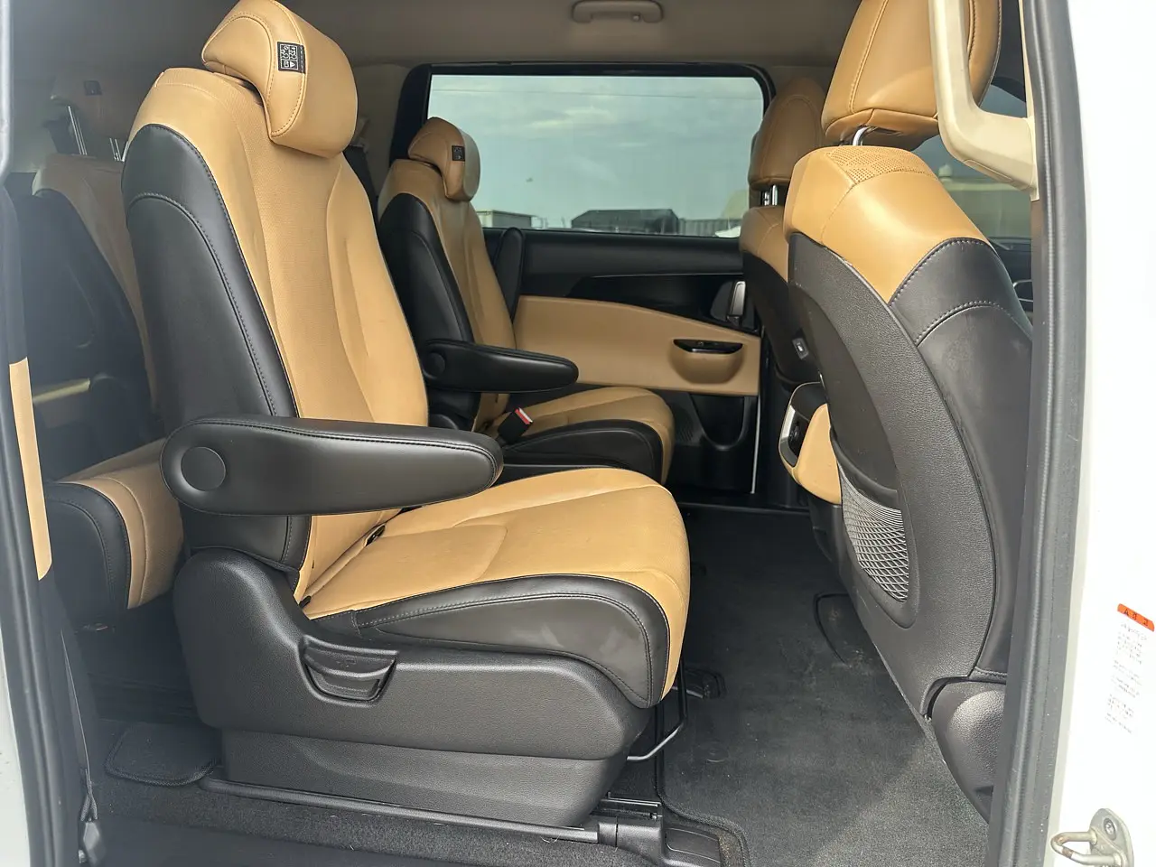 KIA CARNIVAL 2022 / 9PASAJEROS / CAMRA R / SMART KEY / DIESEL  29