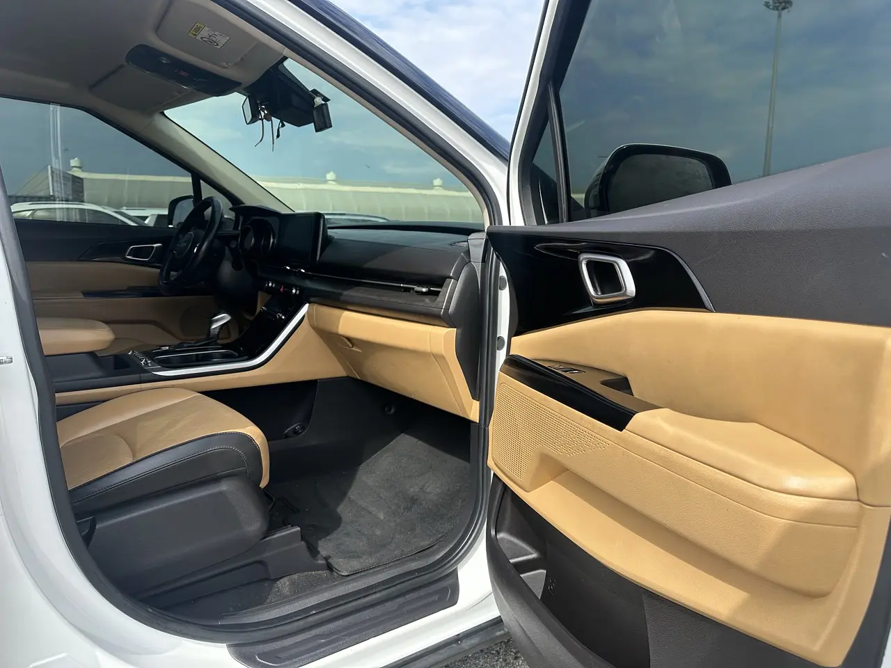 KIA CARNIVAL 2022 / 9PASAJEROS / CAMRA R / SMART KEY / DIESEL  23