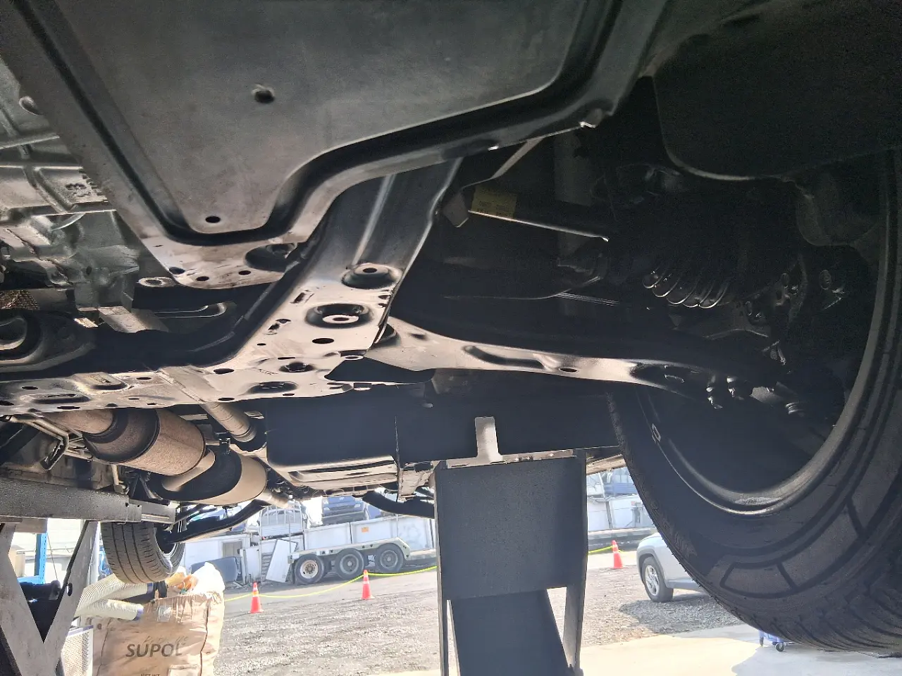 HYUNDAI STARIA 2024 / 7PASAJEROS / CÁMARA 360 /4WD / DIESEL 53