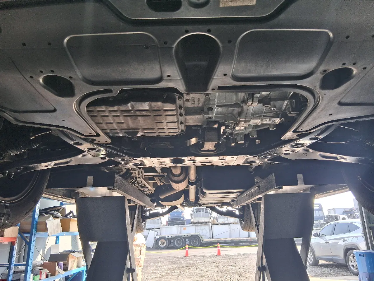 HYUNDAI STARIA 2024 / 7PASAJEROS / CÁMARA 360 /4WD / DIESEL 50