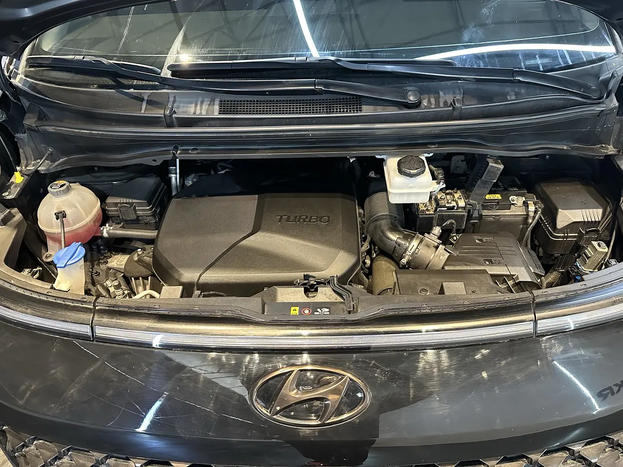 HYUNDAI STARIA 2024 / 7PASAJEROS / CÁMARA 360 /4WD / DIESEL 54