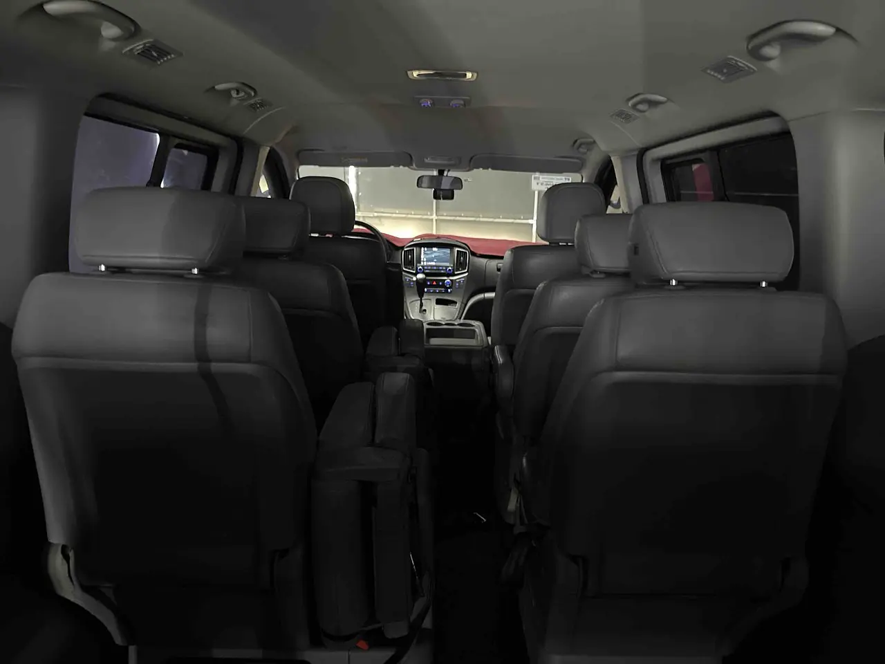 HYUNDAI STAREX 2016 / 12PASAJEROS / CAMARA R / DIESEL  22