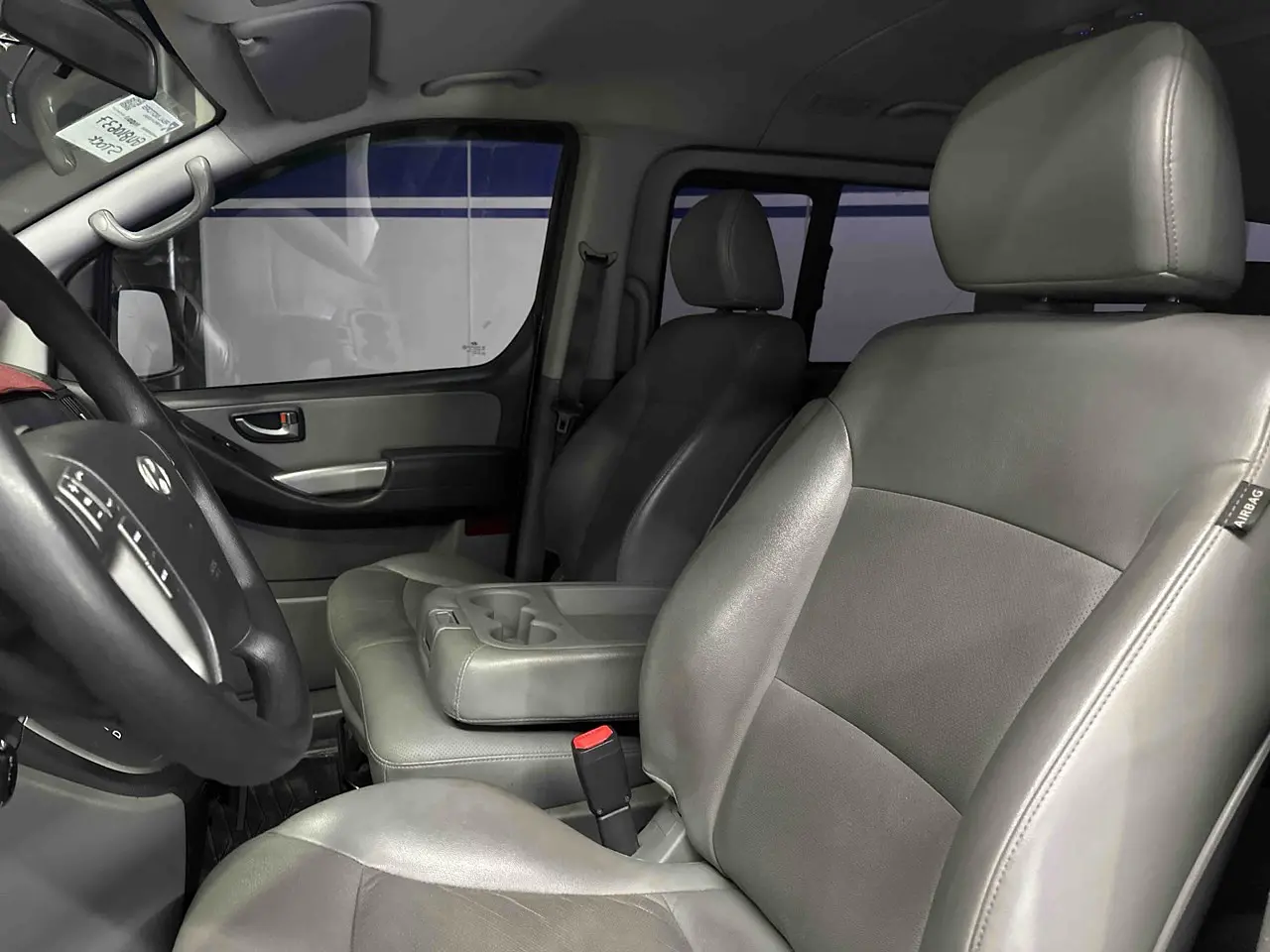 HYUNDAI STAREX 2016 / 12PASAJEROS / CAMARA R / DIESEL  18