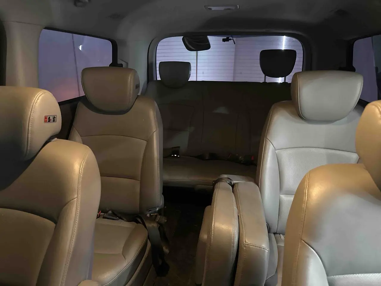 HYUNDAI STAREX 2016 / 12PASAJEROS / CAMARA R / DIESEL  20