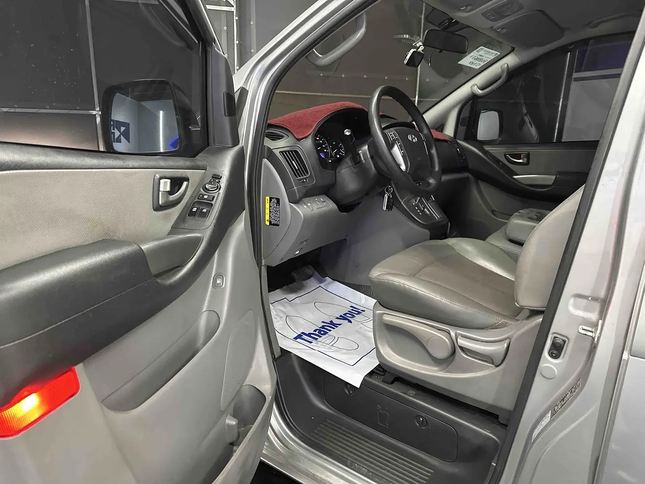 HYUNDAI STAREX 2016 / 12PASAJEROS / CAMARA R / DIESEL  11