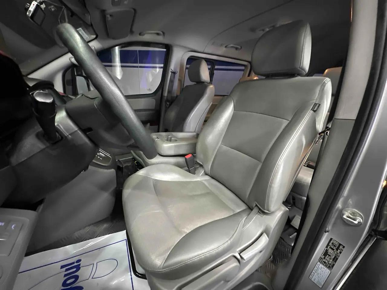 HYUNDAI STAREX 2016 / 12PASAJEROS / CAMARA R / DIESEL  12