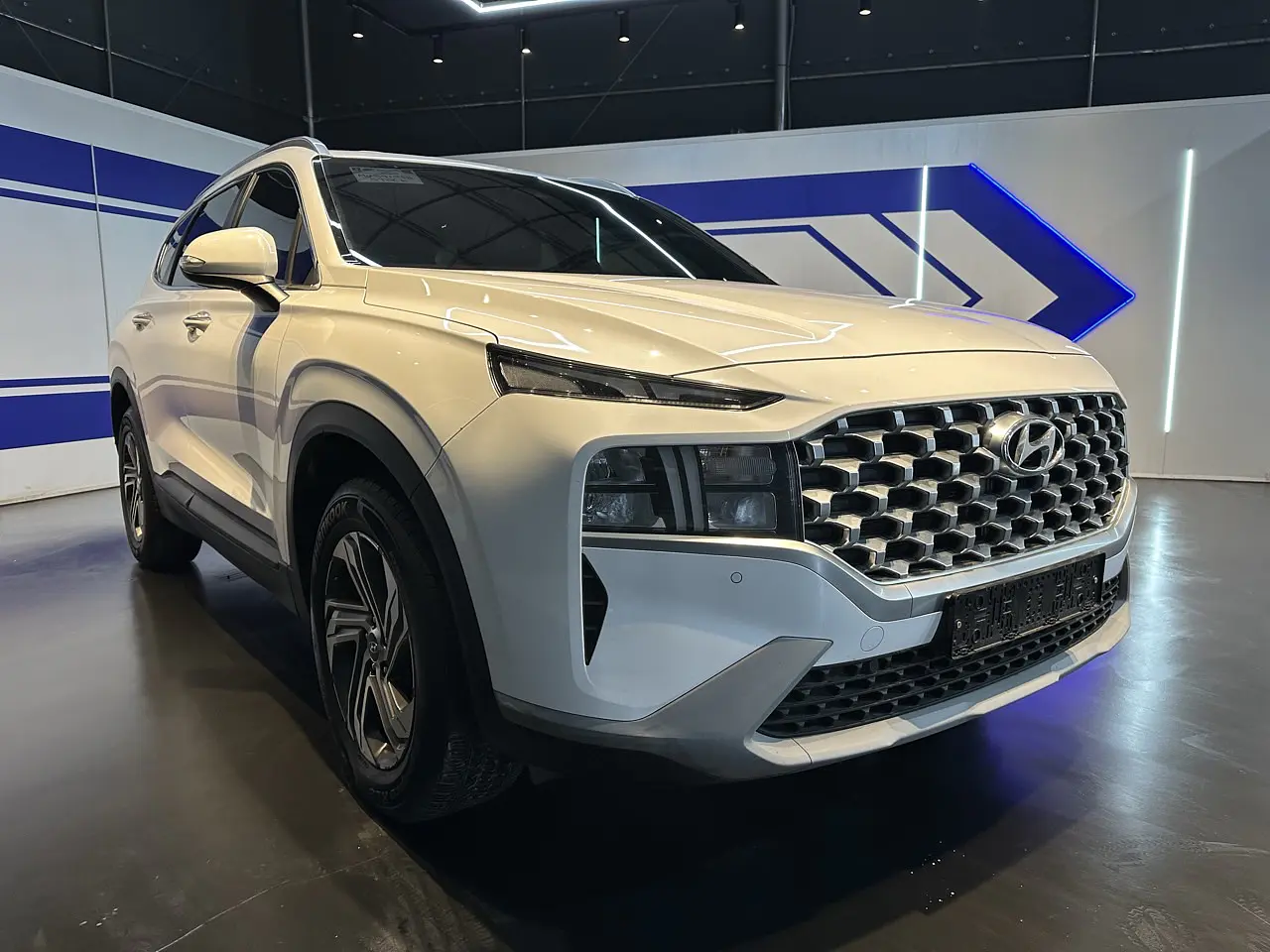 HYUNDAI NEW SANTAFE 2021 / 7PASAJEROS / CAMARA R / AUTOMATICO / DIESEL  1