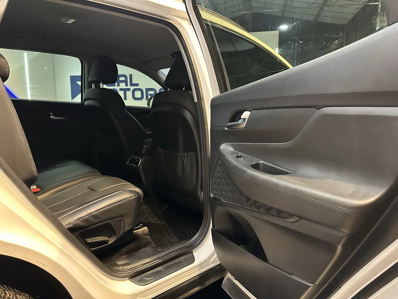 HYUNDAI NEW SANTAFE 2021 / 7PASAJEROS / CAMARA R / AUTOMATICO / DIESEL  29