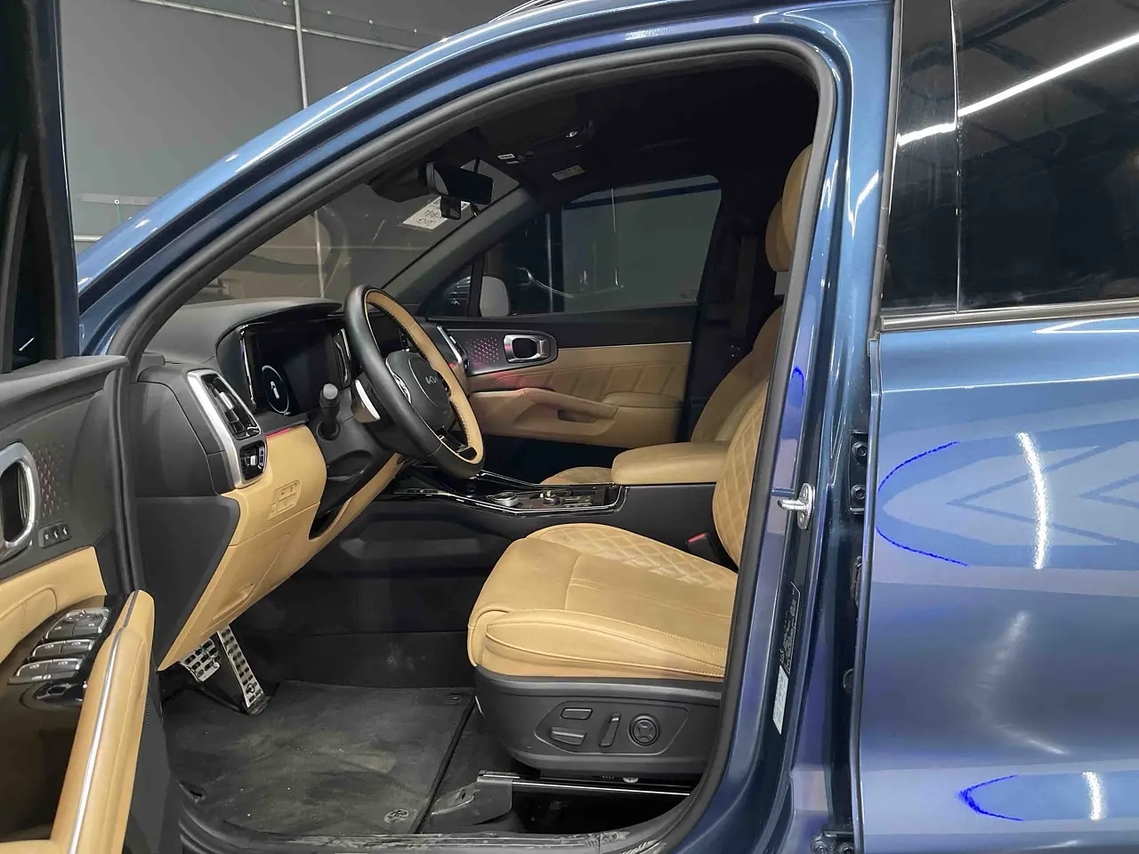 KIA SORENTO 2023 / 7PASAJEROS / CAMARA 360 / SMART KEY / DIESEL  13