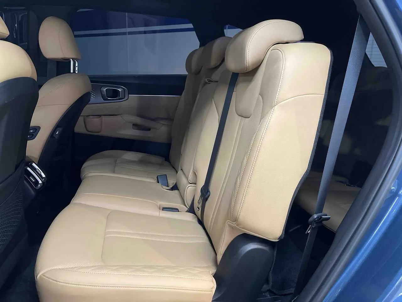 KIA SORENTO 2023 / 7PASAJEROS / CAMARA 360 / SMART KEY / DIESEL  28