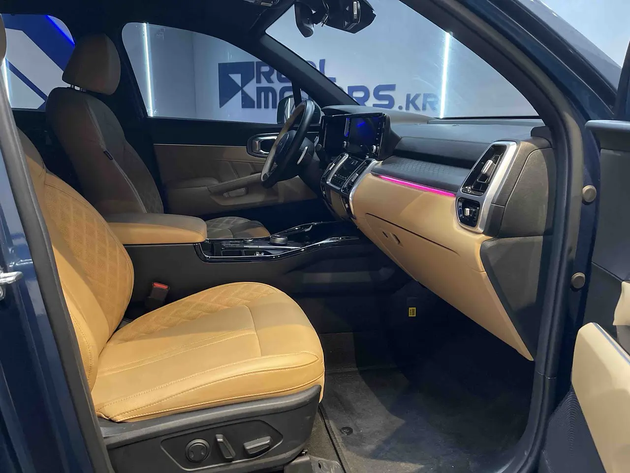 KIA SORENTO 2023 / 7PASAJEROS / CAMARA 360 / SMART KEY / DIESEL  25