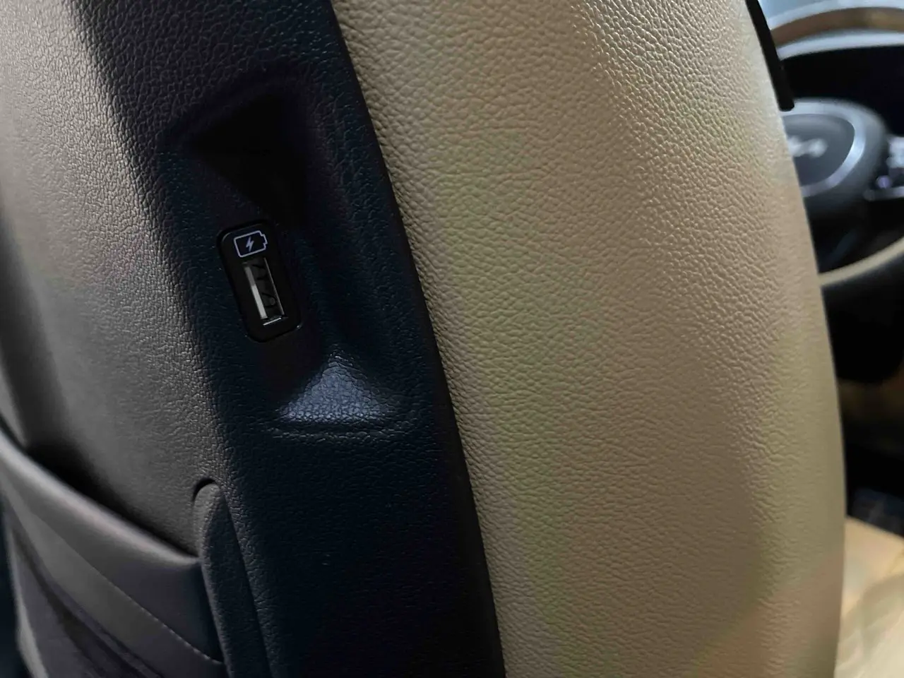 KIA SORENTO 2023 / 7PASAJEROS / CAMARA 360 / SMART KEY / DIESEL  34