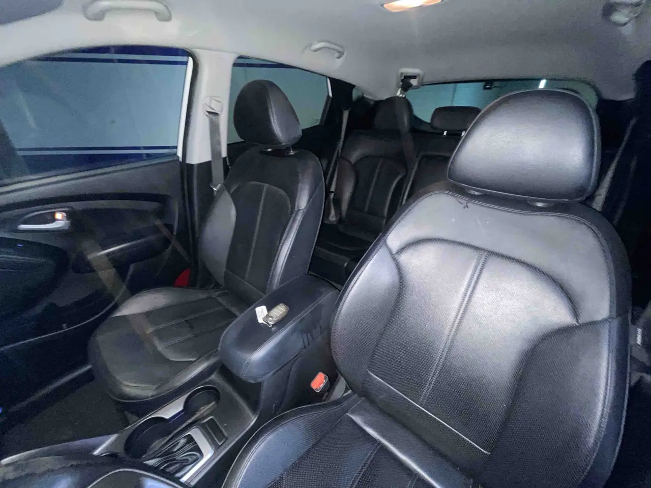  HYUNDAI TUCSON 2015 / AUTOMATICA  / CAMARA R / DIESEL 2.0 / 2WD  16