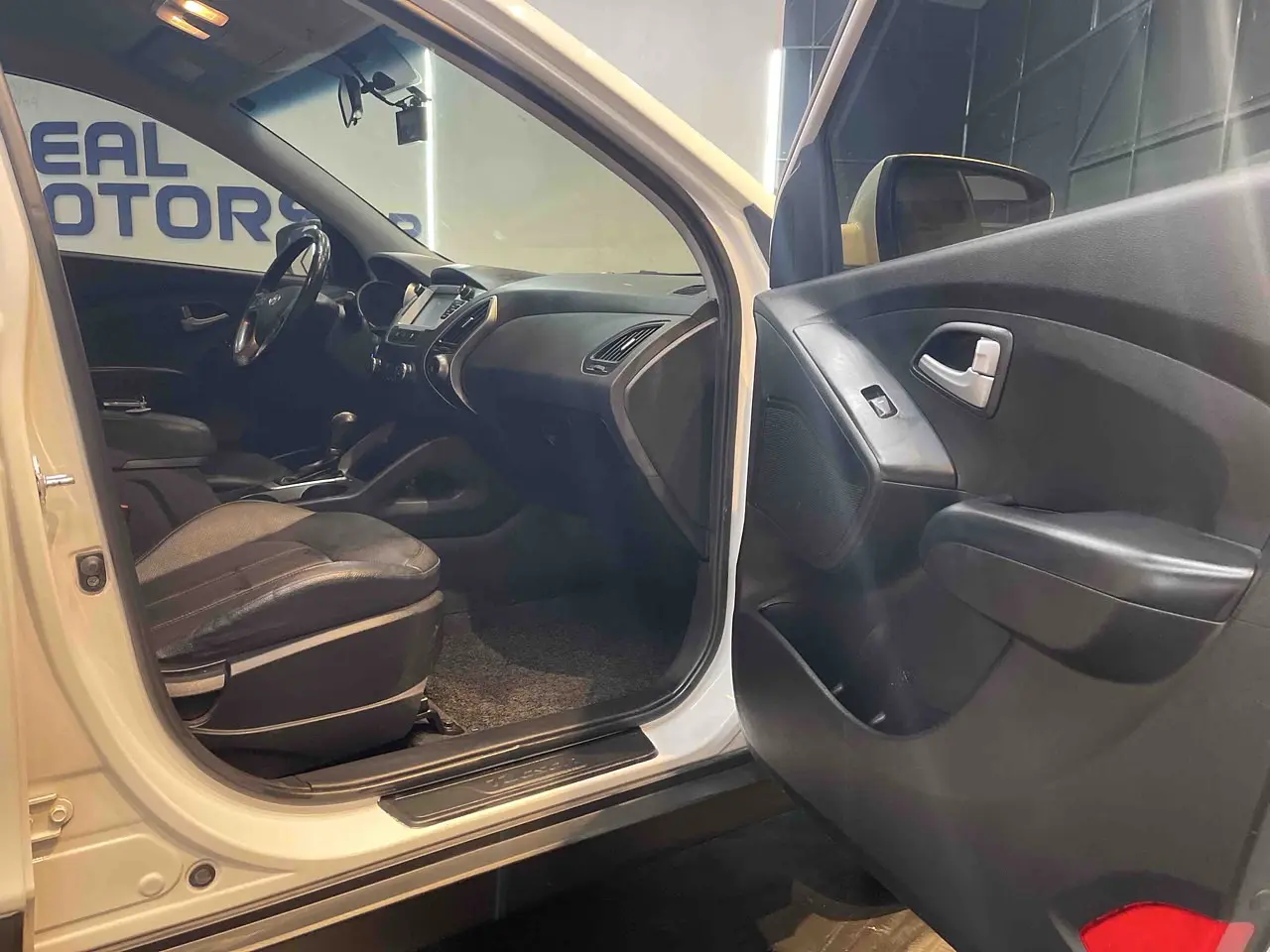  HYUNDAI TUCSON 2015 / AUTOMATICA  / CAMARA R / DIESEL 2.0 / 2WD  22