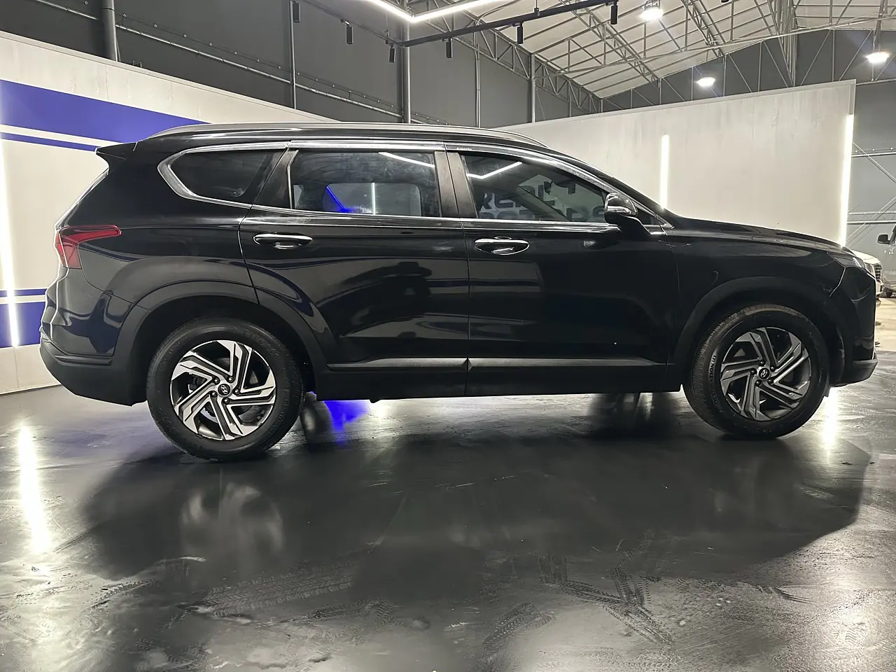 HYUNDAI THE NEW SANTAFE 2021 / 7PASAJEROS / CAMARA R / AUTOMATICO / DIESEL  7