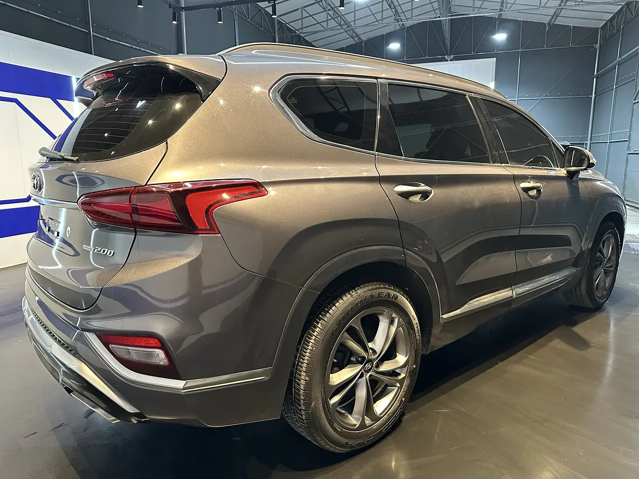 HYUNDAI SANTAFE 2019 / 7PASAJEROS / CAMARA R / AUTOMATICO / DIESEL / 4WD 6
