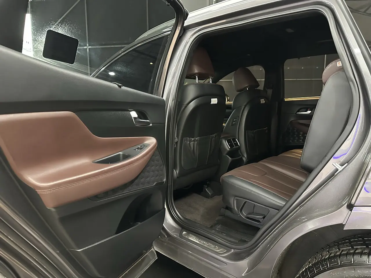 HYUNDAI SANTAFE 2019 / 7PASAJEROS / CAMARA R / AUTOMATICO / DIESEL / 4WD 27