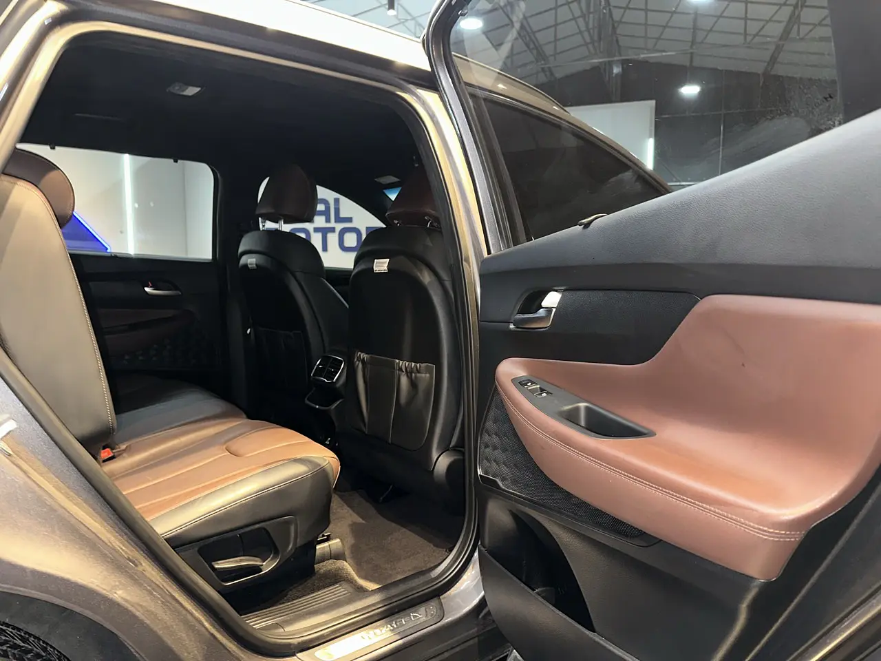 HYUNDAI SANTAFE 2019 / 7PASAJEROS / CAMARA R / AUTOMATICO / DIESEL / 4WD 30