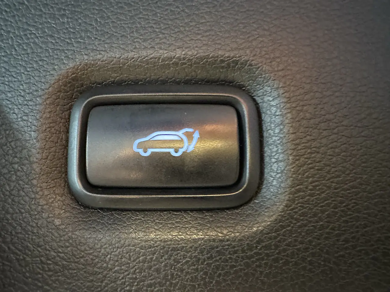 HYUNDAI SANTAFE 2019 / 7PASAJEROS / CAMARA R / AUTOMATICO / DIESEL / 4WD 38