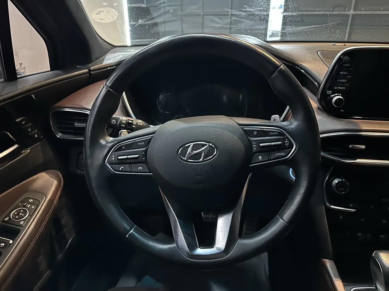 HYUNDAI SANTAFE 2019 / 7PASAJEROS / CAMARA R / AUTOMATICO / DIESEL / 4WD 20