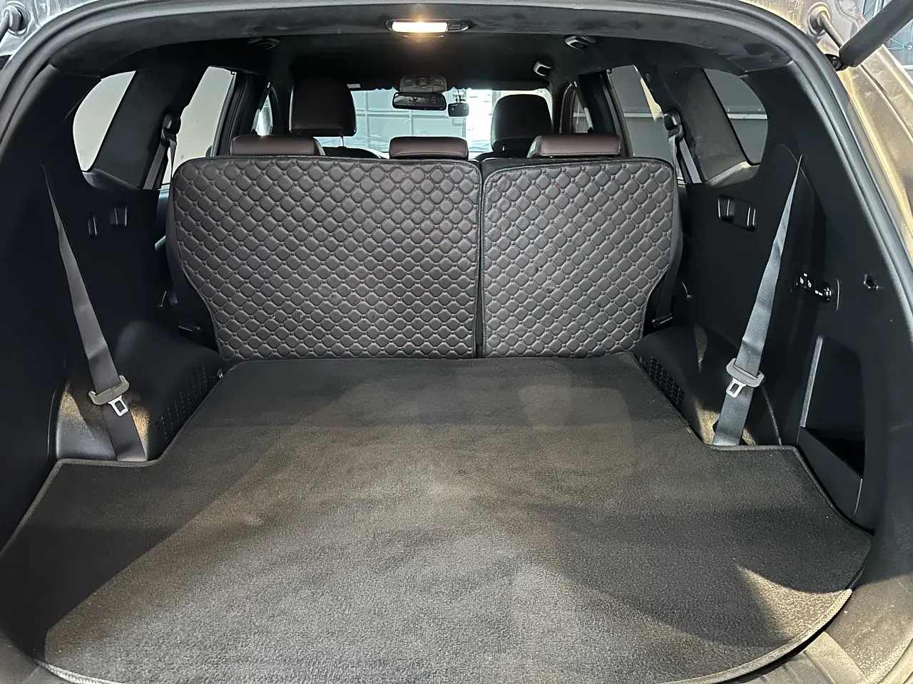 HYUNDAI SANTAFE 2019 / 7PASAJEROS / CAMARA R / AUTOMATICO / DIESEL / 4WD 37