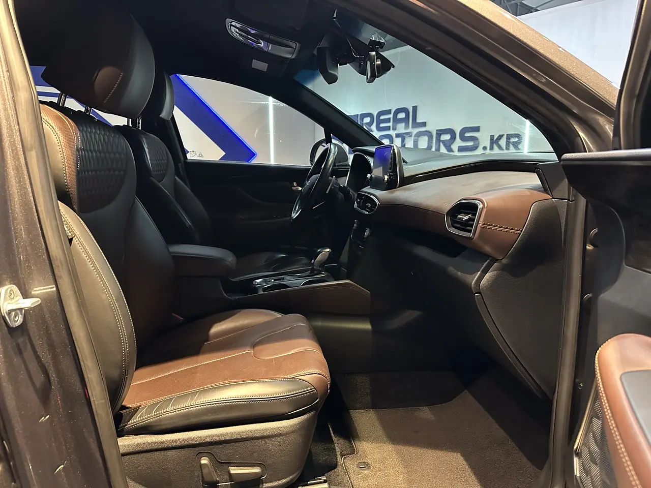 HYUNDAI SANTAFE 2019 / 7PASAJEROS / CAMARA R / AUTOMATICO / DIESEL / 4WD 25