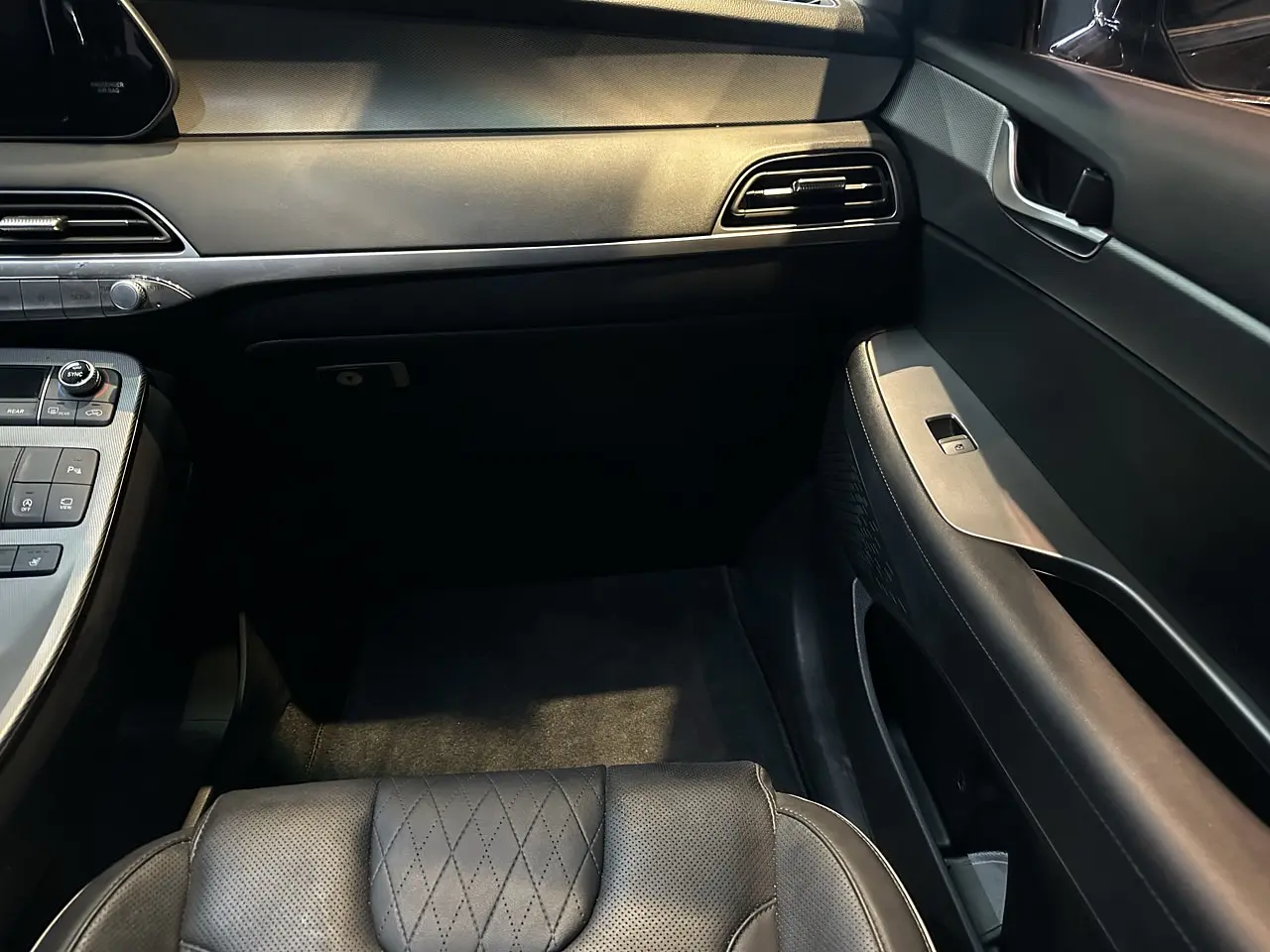 HYUNDAI PALISADE EXCLUSIVE 2022 / 7PASAJEROS / CAMARA R / DIESEL / 2WD 22