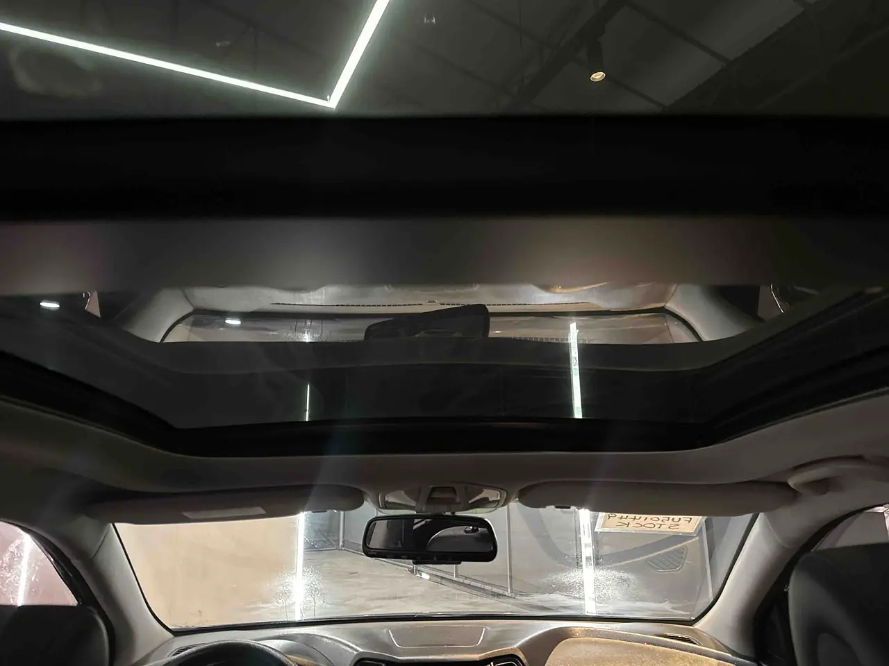 HYUNDAI SANTAFE DM 2015 / 7PASAJEROS / SUNROOF / CAMARA R / DIESEL / 2WD 15