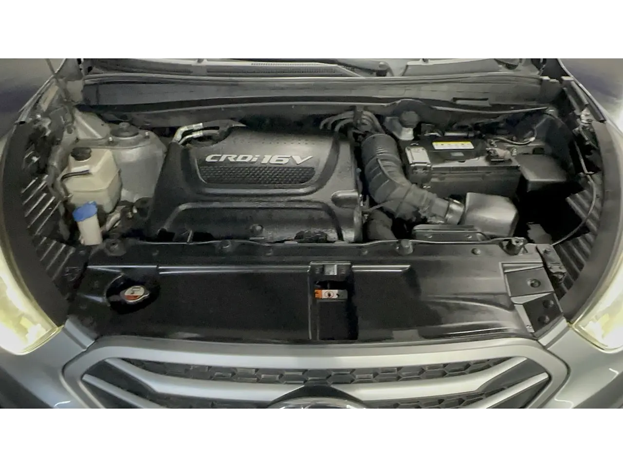 HYUNDAI NEW TUCSON IX 2015 / SMART KEY / DIESEL / 2.0 CC  36