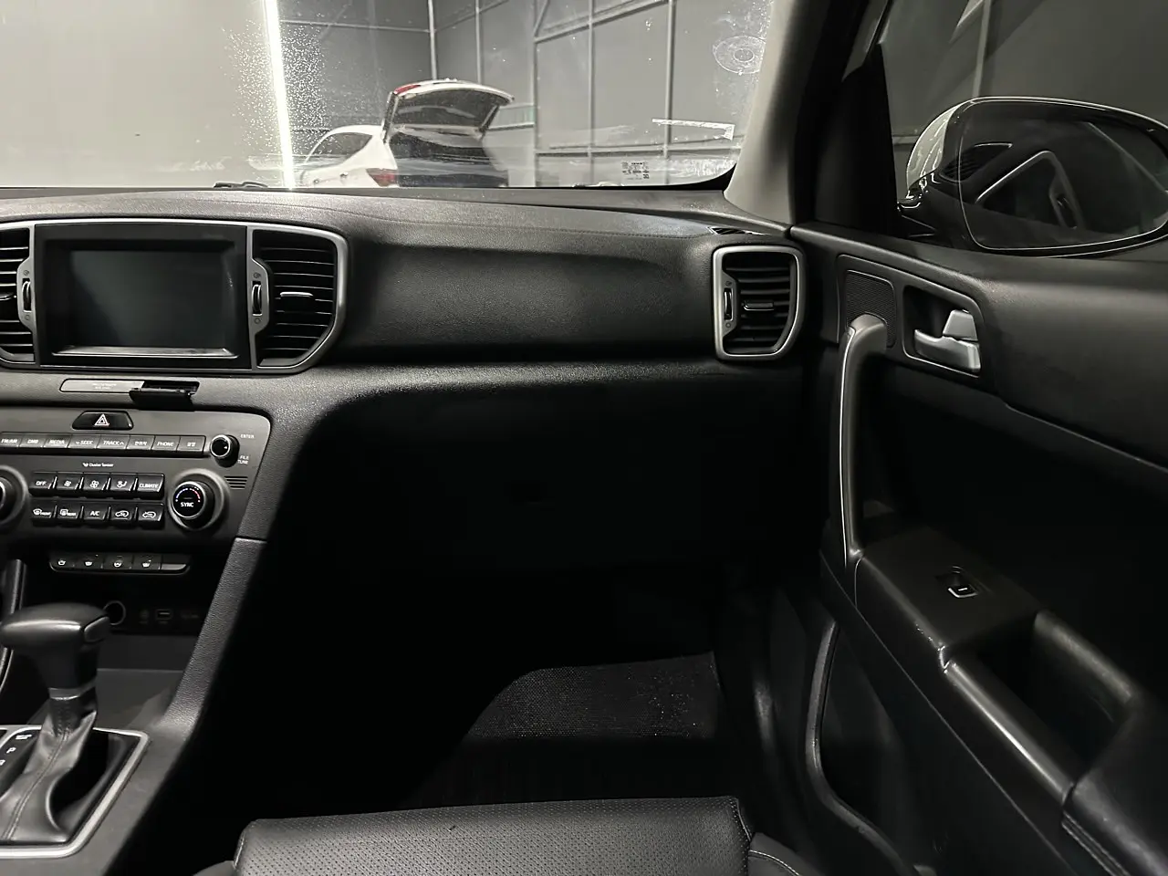 KIA SPORTAGE 2017 / CAMARA R / SMART KEY / DIESEL 1.7 CC 19