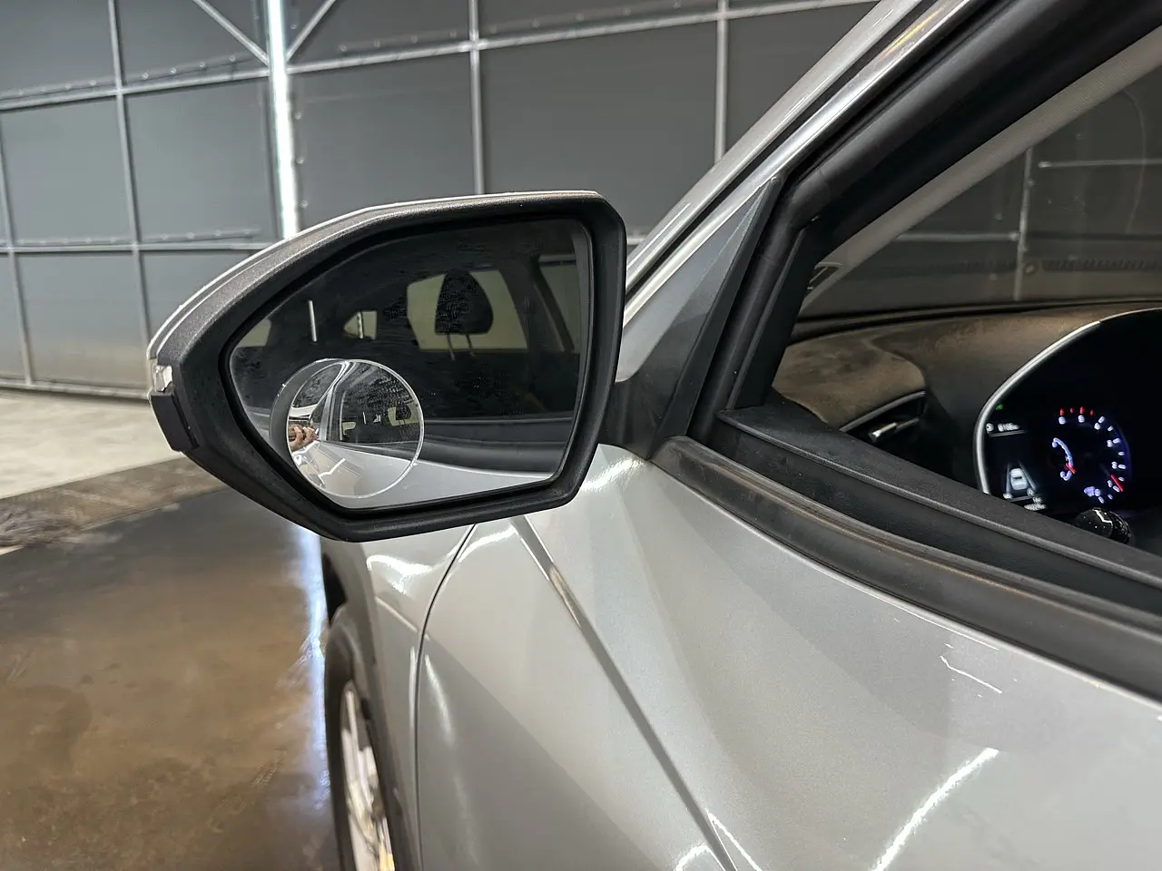  HYUNDAI TUCSON 2023 / 5PASAJEROS / CAMARA R / DIESEL 2.0 / 2WD 7