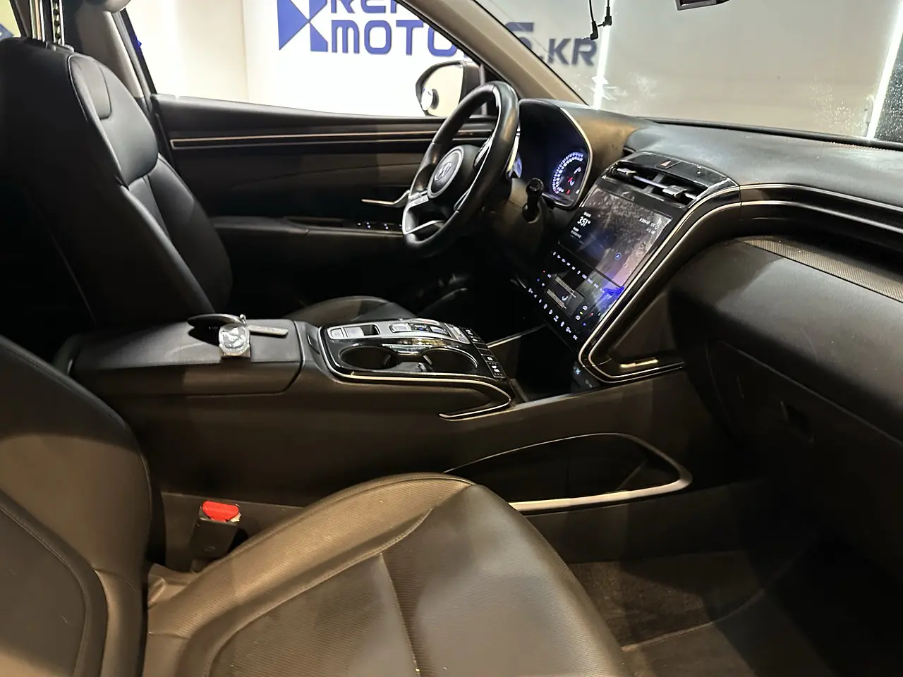  HYUNDAI TUCSON 2023 / 5PASAJEROS / CAMARA R / DIESEL 2.0 / 2WD 26