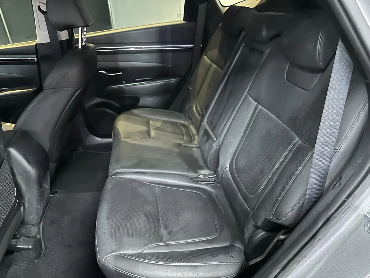  HYUNDAI TUCSON 2023 / 5PASAJEROS / CAMARA R / DIESEL 2.0 / 2WD 33