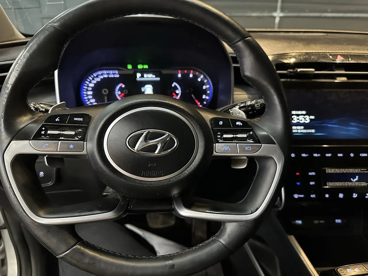  HYUNDAI TUCSON 2023 / 5PASAJEROS / CAMARA R / DIESEL 2.0 / 2WD 19